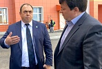 Вице-губернатор ЯНАО посетил микрорайон Тундровый, возводимый Группой «ВИС»